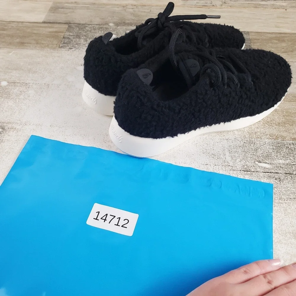 allbirds excellent blue